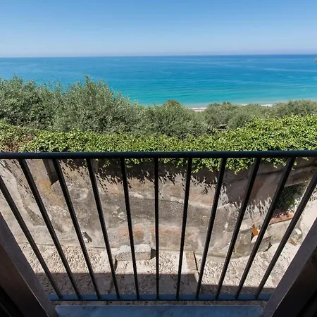 Apartment Palamara 1868 Cefalù